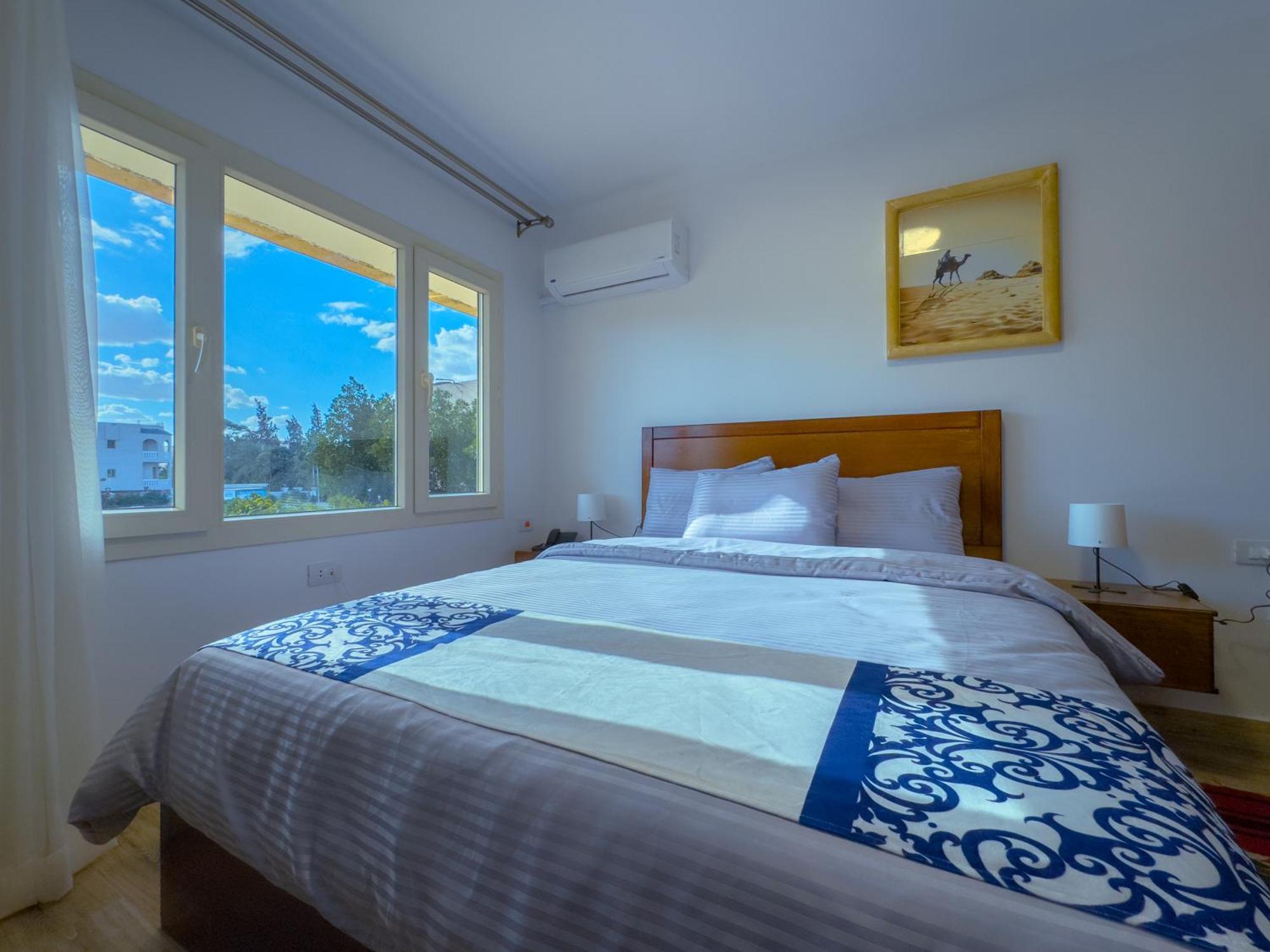 Royal Crown Hotel Giza Pyramids View Kafrat al Jabal Экстерьер фото